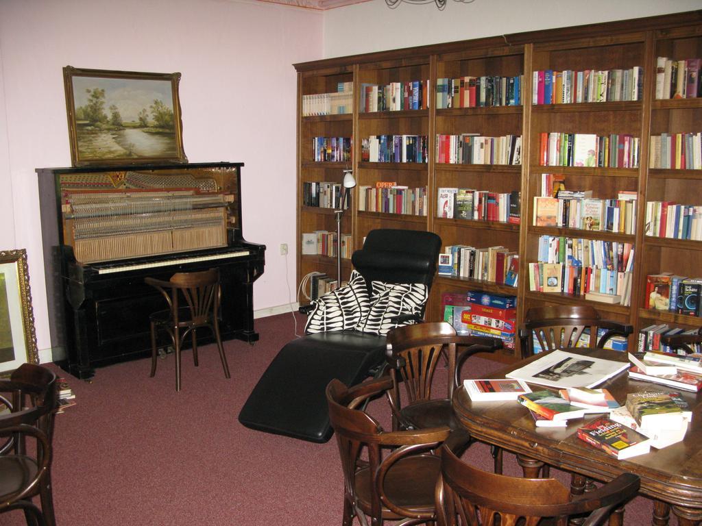 Hotel Gutshaus Zietlitz Dobbin-Linstow Zewnętrze zdjęcie