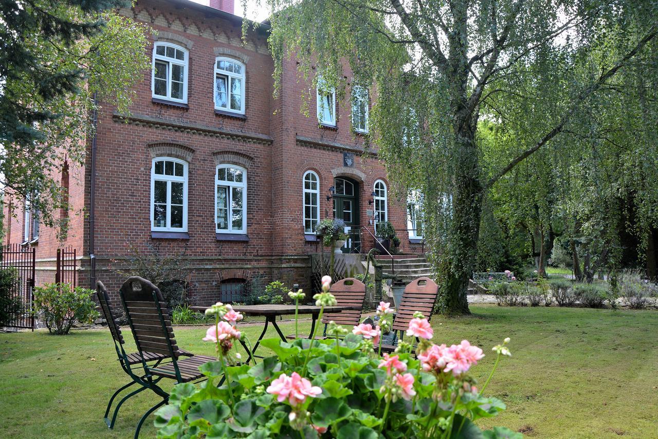 Hotel Gutshaus Zietlitz Dobbin-Linstow Zewnętrze zdjęcie